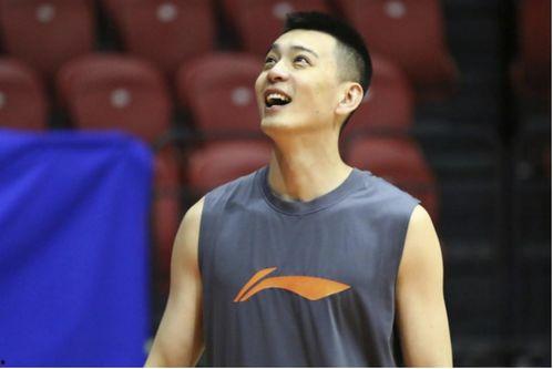 天涯爆料杨鸣视频播放,杨鸣视频播放引发热议，揭秘背后真相