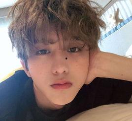 狗仔杨洋爆料蔡徐坤视频,真相揭秘引热议