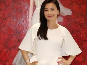 张庭鞋子爆料视频播放,揭秘明星私服背后的秘密